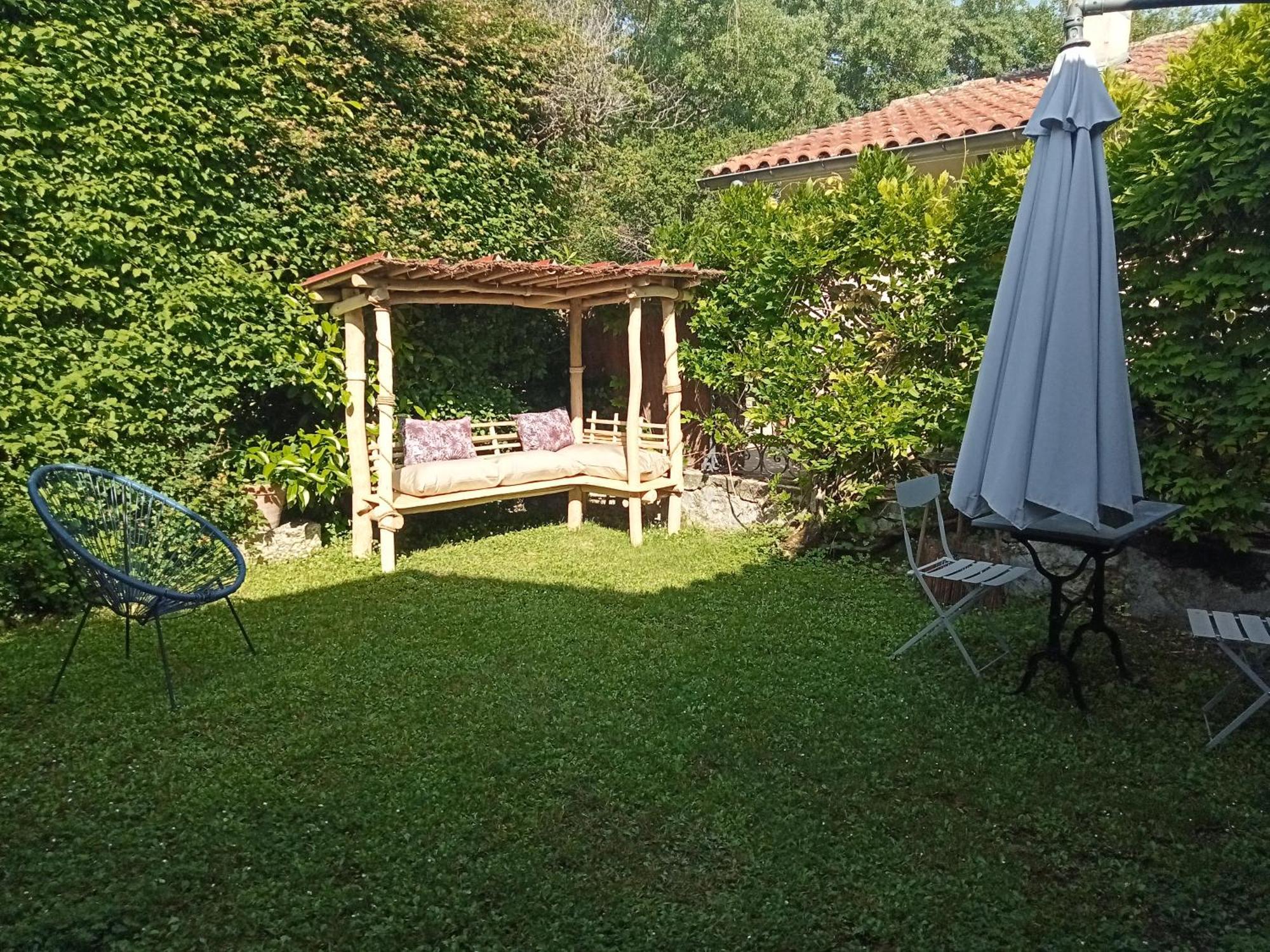 Maison En Pierre Restauree Avec Jardin Auch Eksteriør bilde